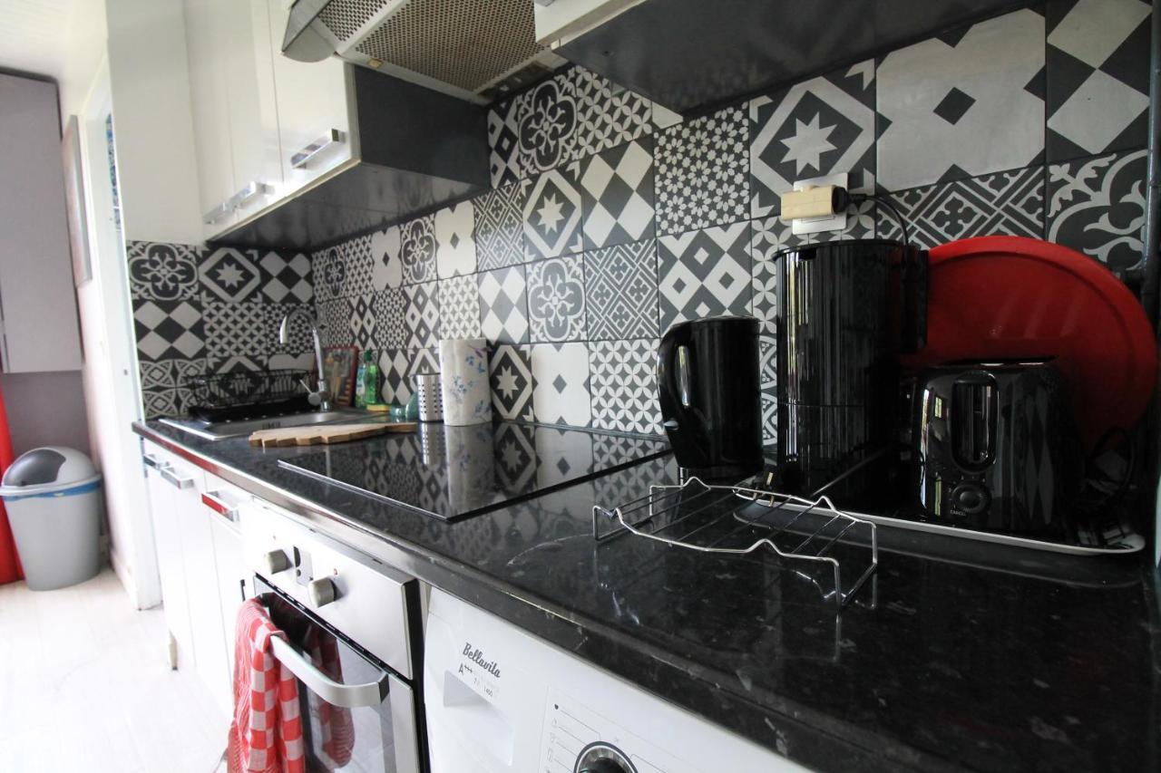 Disponible - Appartement Entier - Ligne H 15Mn Paris-Gare Du Nord, Parking Rue Gratuit, 4 Pers, Station De Train En Face Toutes Les 15Mn, Hippodrome, Cdfas, Universite, Borne Electrique, 1Er Etage Обон Екстериор снимка