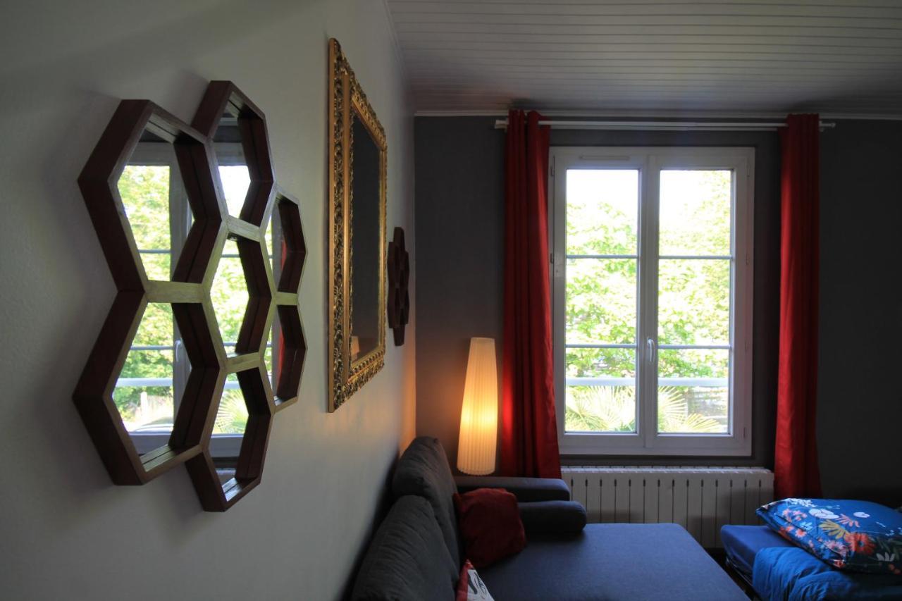 Disponible - Appartement Entier - Ligne H 15Mn Paris-Gare Du Nord, Parking Rue Gratuit, 4 Pers, Station De Train En Face Toutes Les 15Mn, Hippodrome, Cdfas, Universite, Borne Electrique, 1Er Etage Обон Екстериор снимка