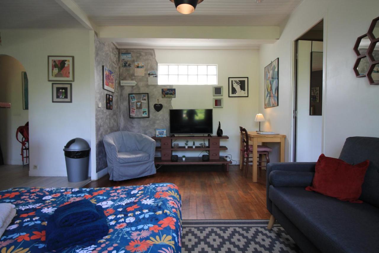 Disponible - Appartement Entier - Ligne H 15Mn Paris-Gare Du Nord, Parking Rue Gratuit, 4 Pers, Station De Train En Face Toutes Les 15Mn, Hippodrome, Cdfas, Universite, Borne Electrique, 1Er Etage Обон Екстериор снимка