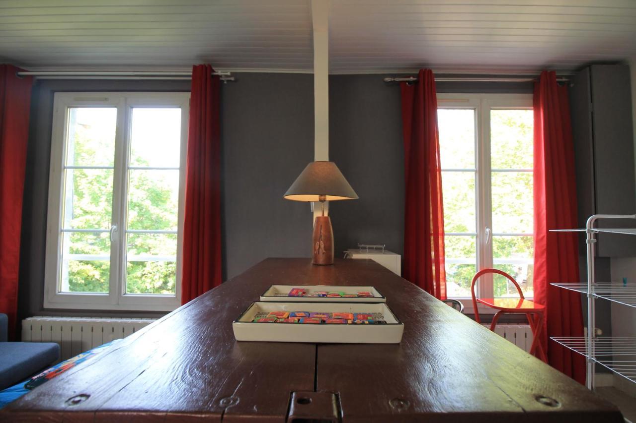 Disponible - Appartement Entier - Ligne H 15Mn Paris-Gare Du Nord, Parking Rue Gratuit, 4 Pers, Station De Train En Face Toutes Les 15Mn, Hippodrome, Cdfas, Universite, Borne Electrique, 1Er Etage Обон Екстериор снимка