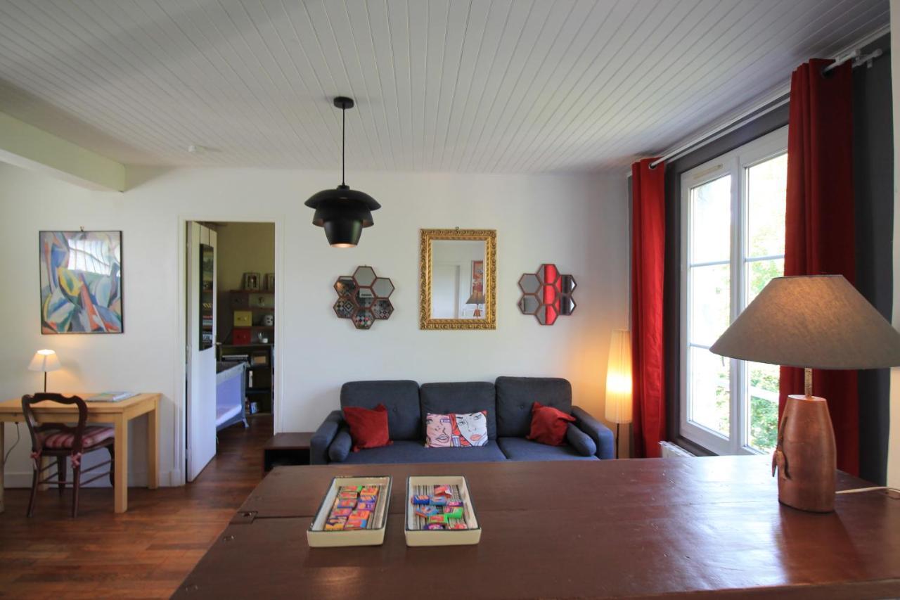 Disponible - Appartement Entier - Ligne H 15Mn Paris-Gare Du Nord, Parking Rue Gratuit, 4 Pers, Station De Train En Face Toutes Les 15Mn, Hippodrome, Cdfas, Universite, Borne Electrique, 1Er Etage Обон Екстериор снимка
