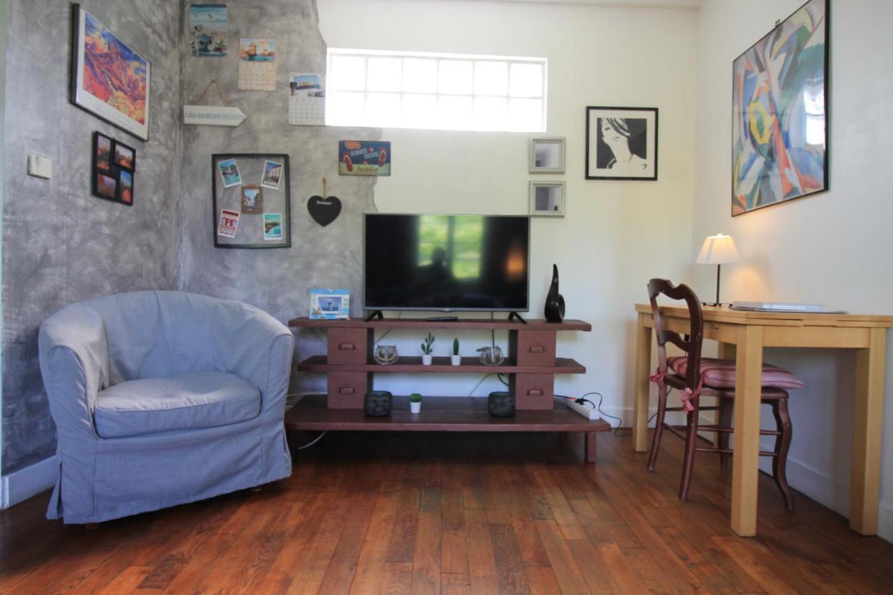 Disponible - Appartement Entier - Ligne H 15Mn Paris-Gare Du Nord, Parking Rue Gratuit, 4 Pers, Station De Train En Face Toutes Les 15Mn, Hippodrome, Cdfas, Universite, Borne Electrique, 1Er Etage Обон Екстериор снимка