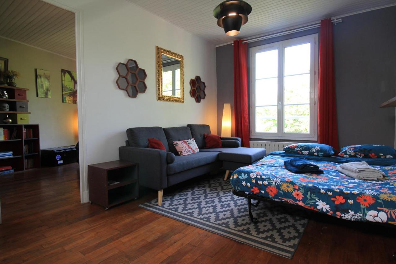 Disponible - Appartement Entier - Ligne H 15Mn Paris-Gare Du Nord, Parking Rue Gratuit, 4 Pers, Station De Train En Face Toutes Les 15Mn, Hippodrome, Cdfas, Universite, Borne Electrique, 1Er Etage Обон Екстериор снимка