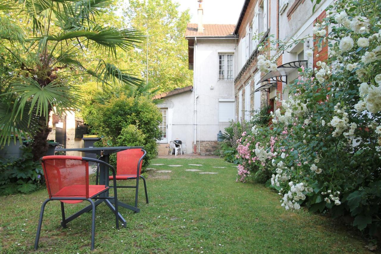 Disponible - Appartement Entier - Ligne H 15Mn Paris-Gare Du Nord, Parking Rue Gratuit, 4 Pers, Station De Train En Face Toutes Les 15Mn, Hippodrome, Cdfas, Universite, Borne Electrique, 1Er Etage Обон Екстериор снимка