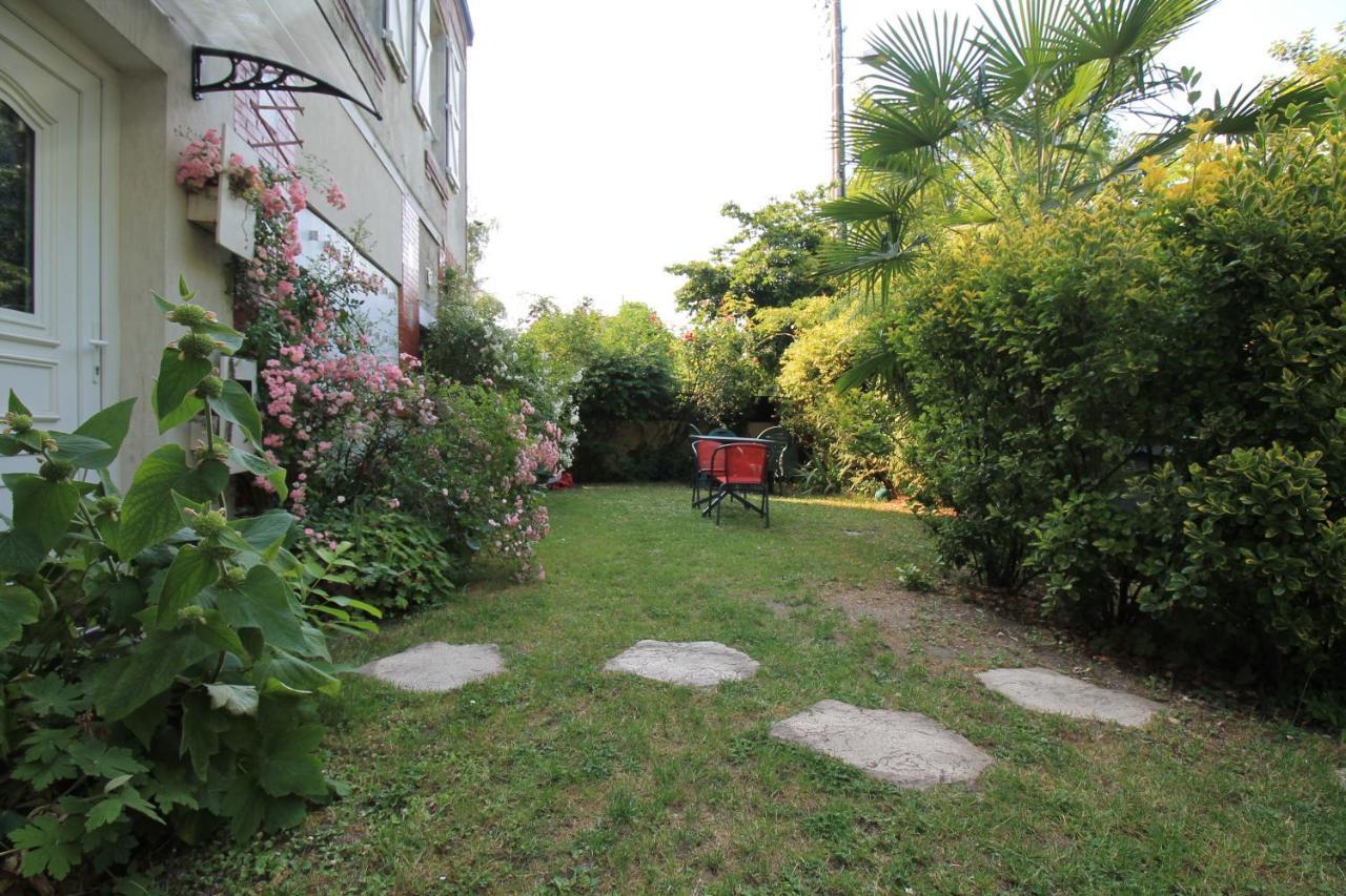 Disponible - Appartement Entier - Ligne H 15Mn Paris-Gare Du Nord, Parking Rue Gratuit, 4 Pers, Station De Train En Face Toutes Les 15Mn, Hippodrome, Cdfas, Universite, Borne Electrique, 1Er Etage Обон Екстериор снимка